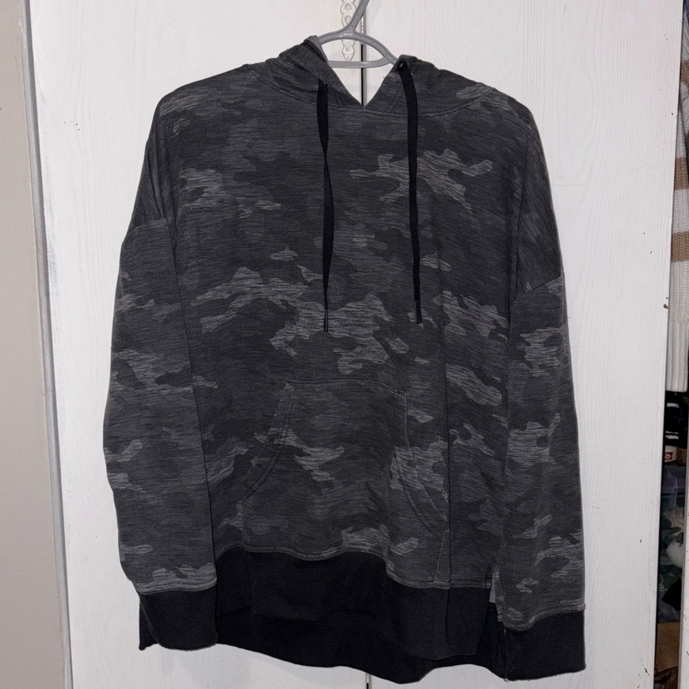 Athletic Works Camo Hoodie Womens Size L (12-14) Pullover.